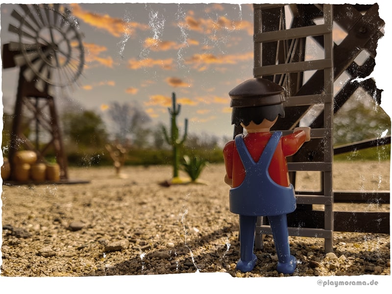Das Western-Windrad treibt die Wasserpumpe an