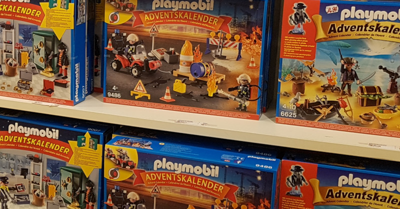 Verschiedene Playmobil Adventskalender im Einzelhandel