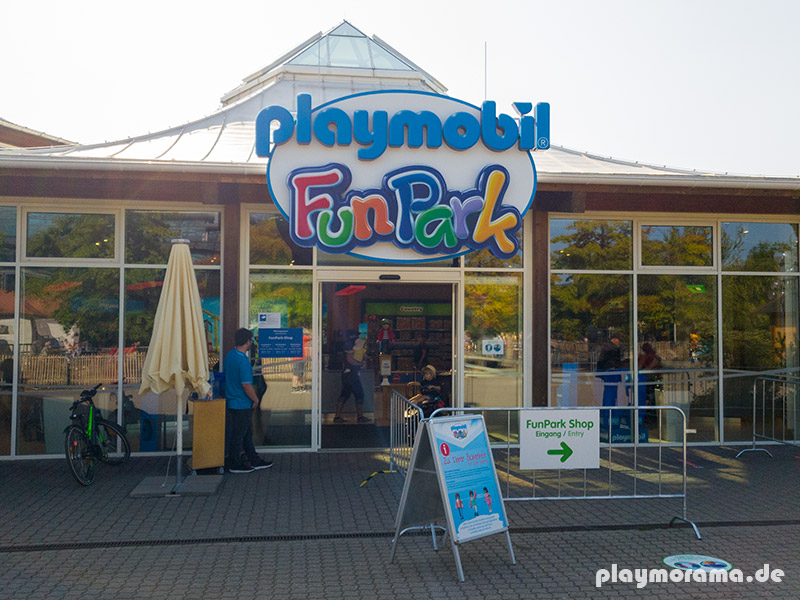 Eingang zum Playmobil Funpark Store
