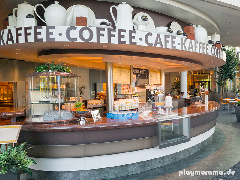 Kaffee-Bar im HOB-Center mit großer Getränkeauswahl.