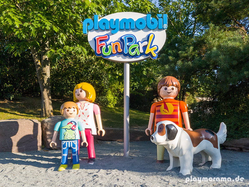 Im Playmobil Funpark gib es viele große Figuren