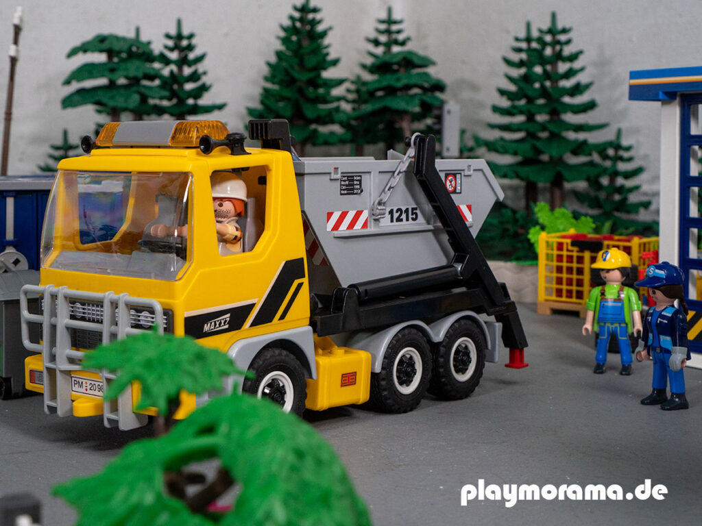 Playmobil Containerdienst in unserem Diorama