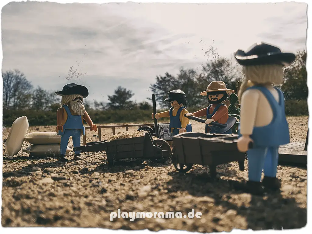 Die fleißigen Playmobil Arbeiter auf der Baustelle.